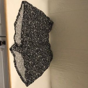 Floral print high-waisted shorts